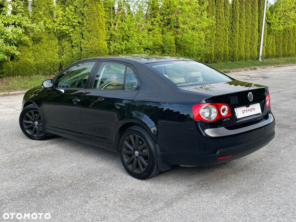 Volkswagen Jetta 1.4 TSI Highline Optimum - 19