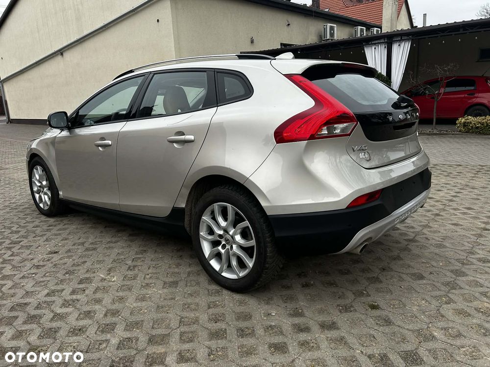 Volvo V40 Cross Country D2 Geartronic Summum - 6