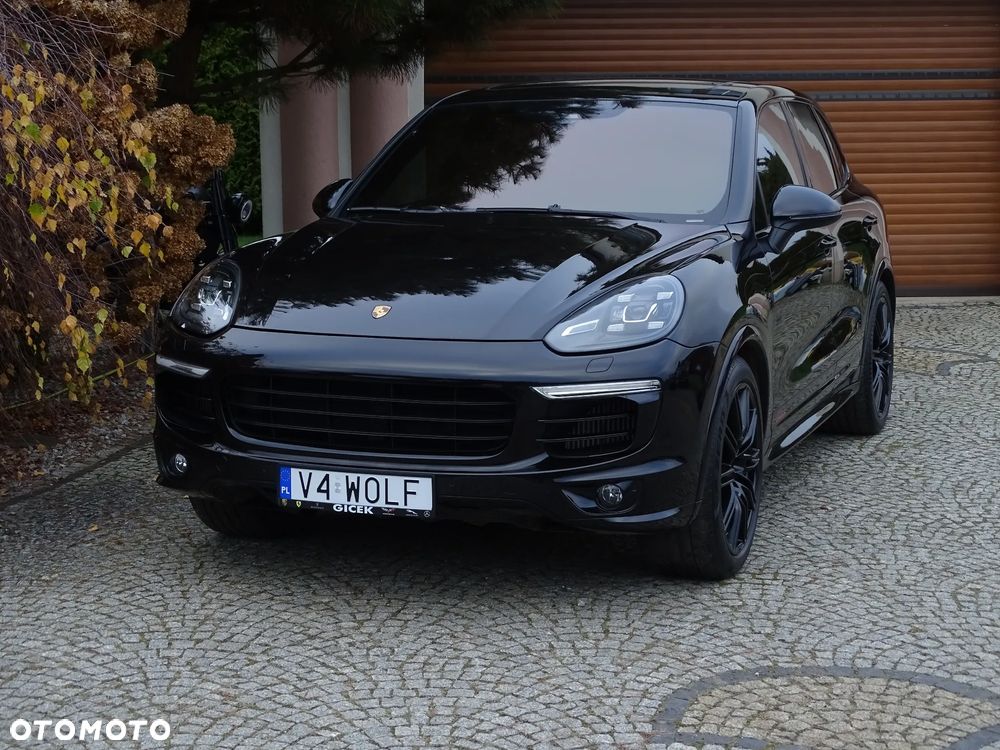 Porsche Cayenne GTS - 9