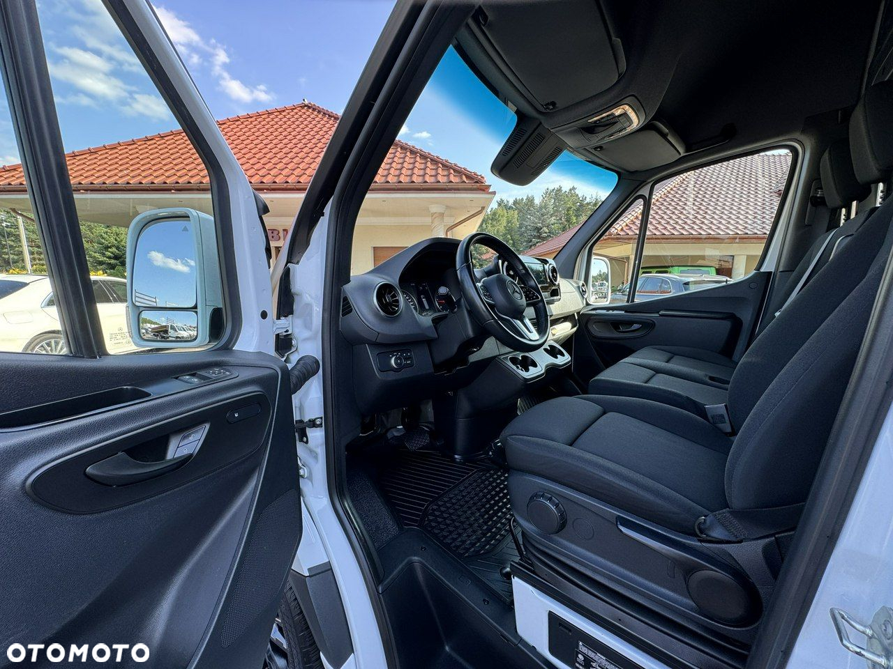 Mercedes-Benz Sprinter - 27