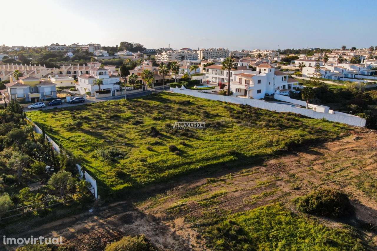 Fantástico terreno situado na praia de São Rafael - Grande imagem: 3/10