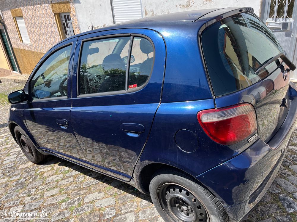 Toyota Yaris 1.0 Luna ABS - 2