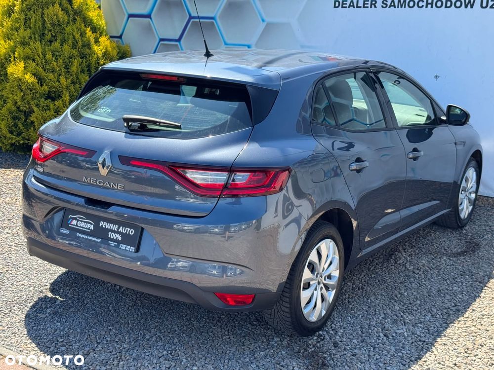 Renault Megane - 23