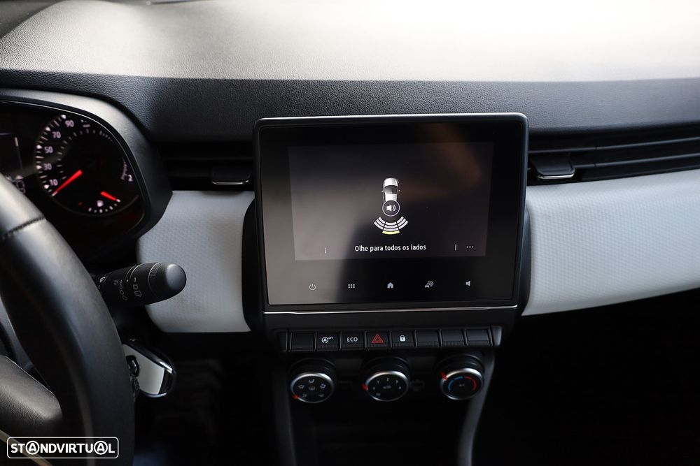 Renault Clio 1.0 TCe Evolution - 32