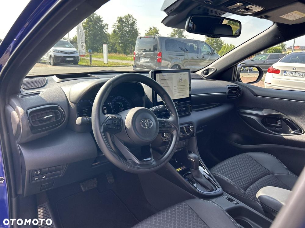 Toyota Yaris Hybrid 1.5 Executive - 11