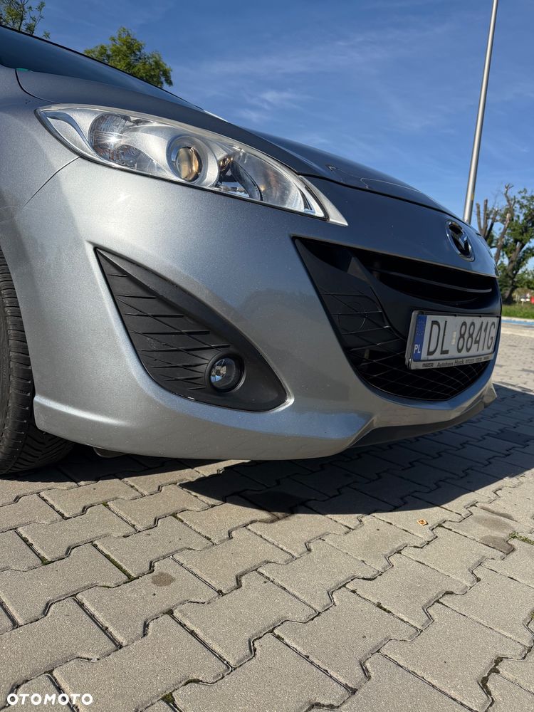 Mazda 5 - 16