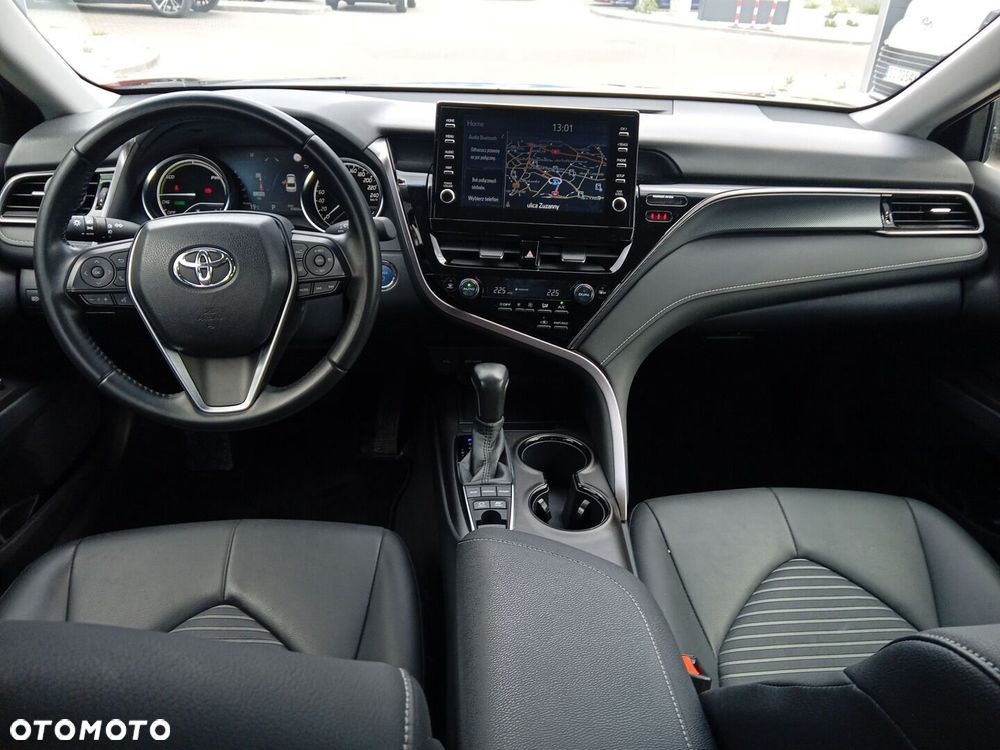 Toyota Camry - 15
