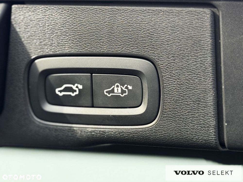Volvo XC 60 - 33