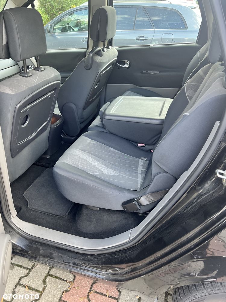Renault Grand Scenic - 4