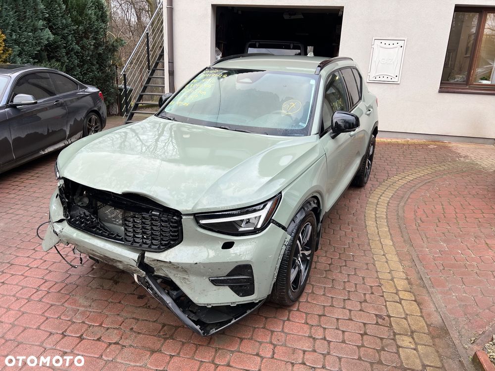 Volvo XC 40 - 2