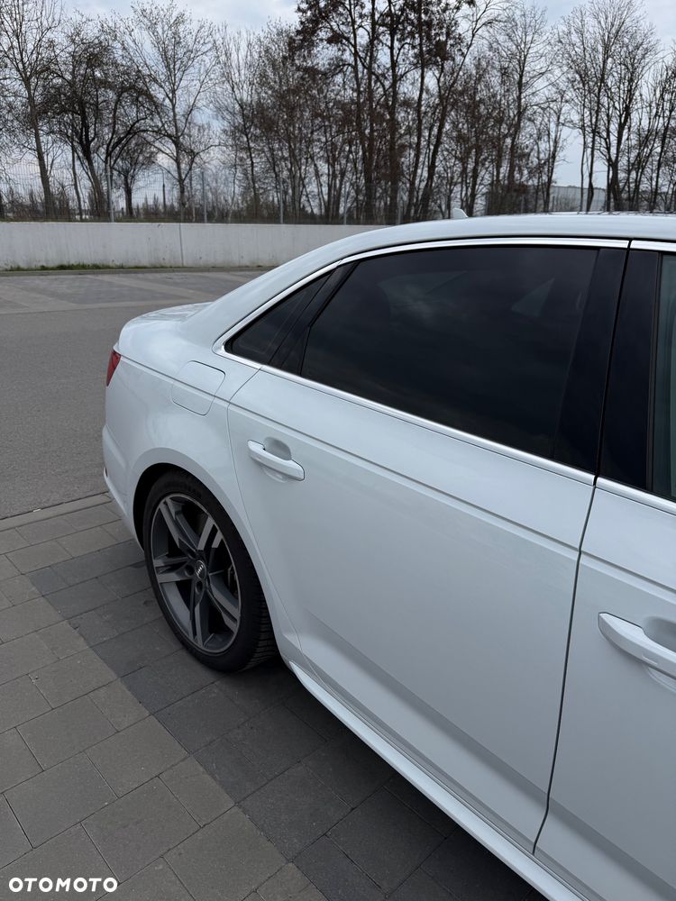 Audi A4 Limousine 2.0 TFSI Quattro S tronic - 12