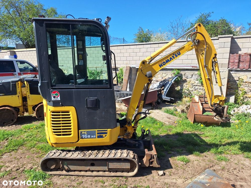 Komatsu Pc16R-3Hs - 4