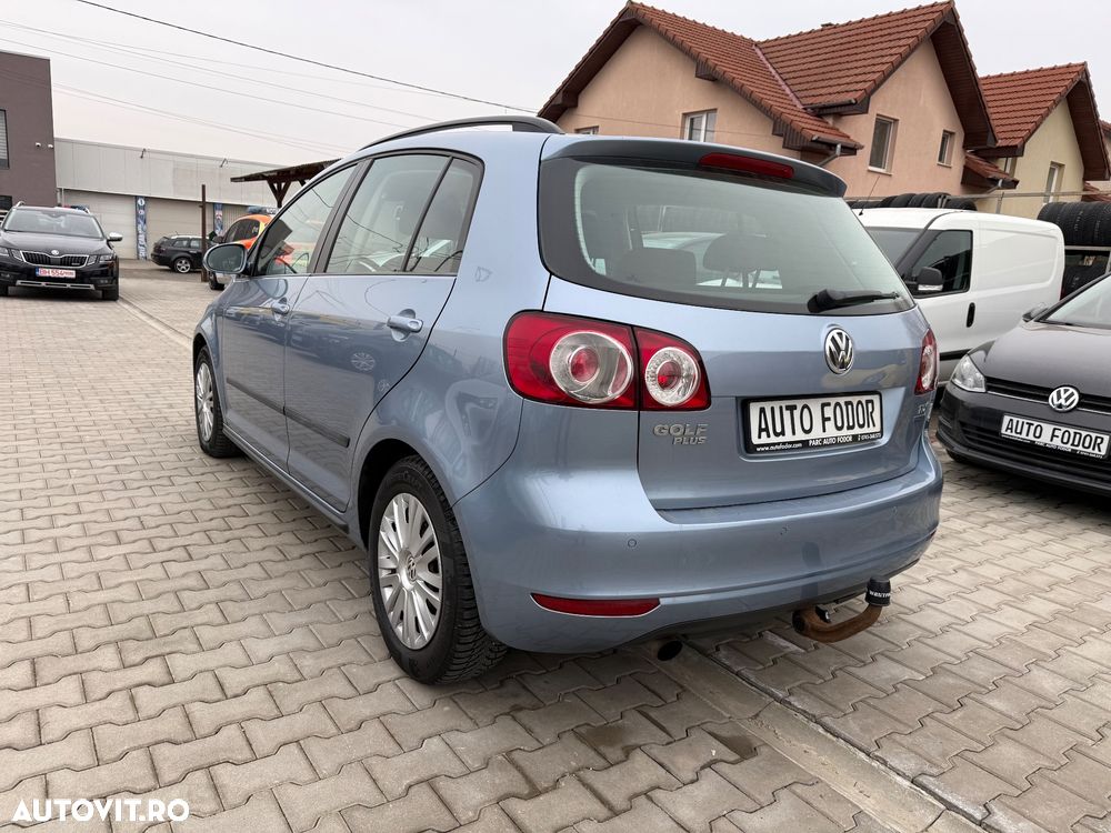 Volkswagen Golf Plus 1.6 TDI DPF BMT Trendline - 4