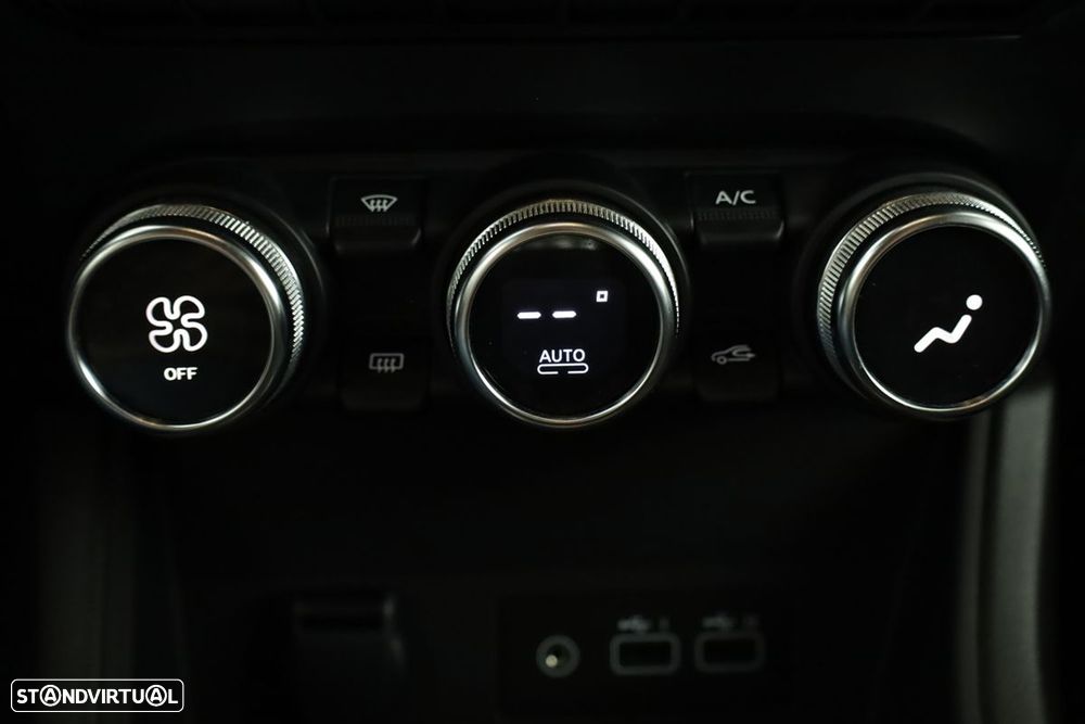 Renault Captur 1.0 TCe Techno Bi-Fuel - 13
