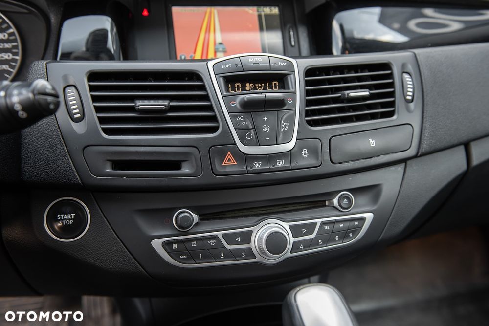 Renault Laguna 2.0 T Bose Edition - 21