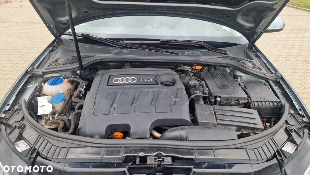 Audi A3 Sportback 1.6 TDI DPF Attraction - 27