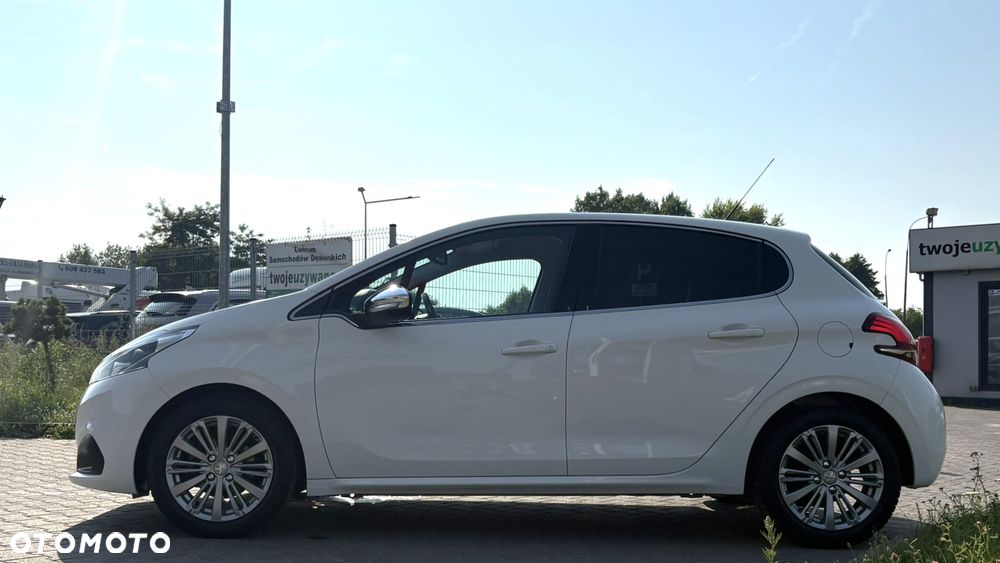 Peugeot 208 1.2 PureTech Style - 4
