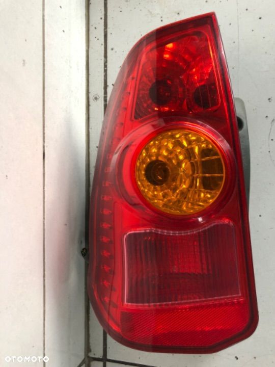 Lampa tył tylna lewa prawa MITSUBISHI Spacestar - 2
