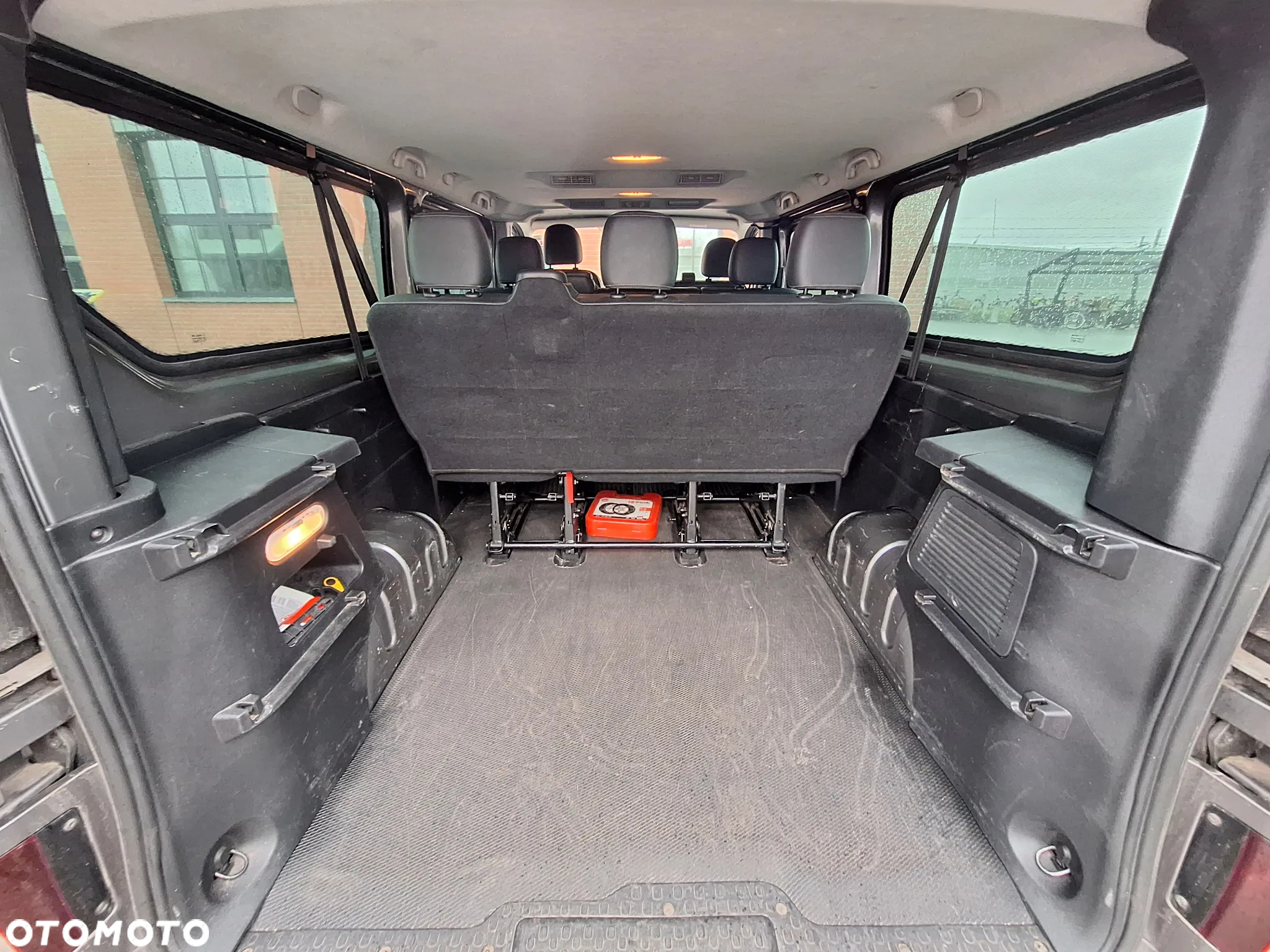Opel Vivaro - 5