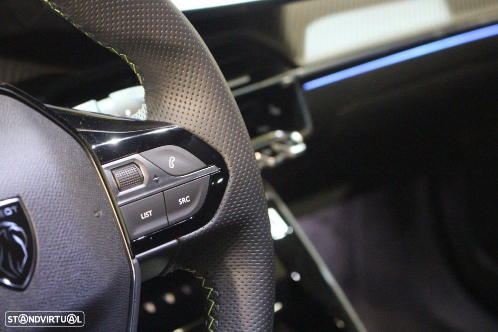 Peugeot e-2008 50 kWh GT - 12