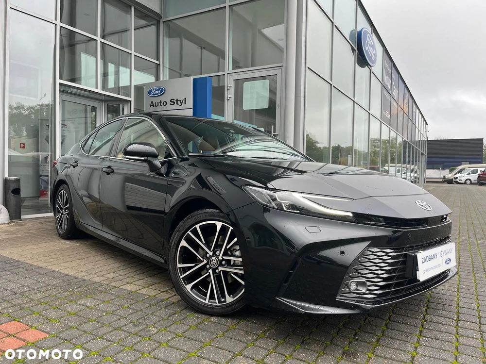 Toyota Camry 2.5 Hybrid Dynamic Force Prestige e-CVT - 1