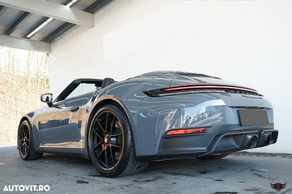 Porsche 911 Carrera GTS T-Hybrid - 5