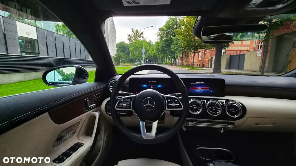 Mercedes-Benz CLA 250 4-Matic 7G-DCT - 24