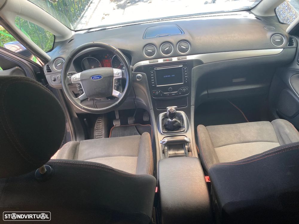 Ford S-Max 1.8 TDCi Titanium 7L - 7