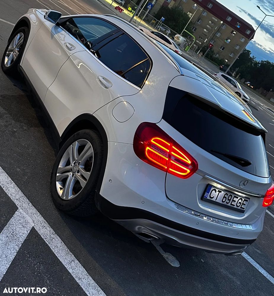 Mercedes-Benz GLA 220 CDI 4MATIC Aut. - 8