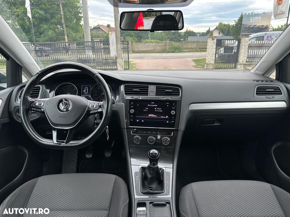 Volkswagen Golf 1.6 TDI SCR Comfortline - 8