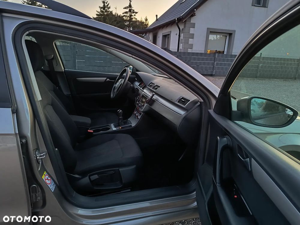 Volkswagen Passat 1.4 TSI BMT Comfortline - 6