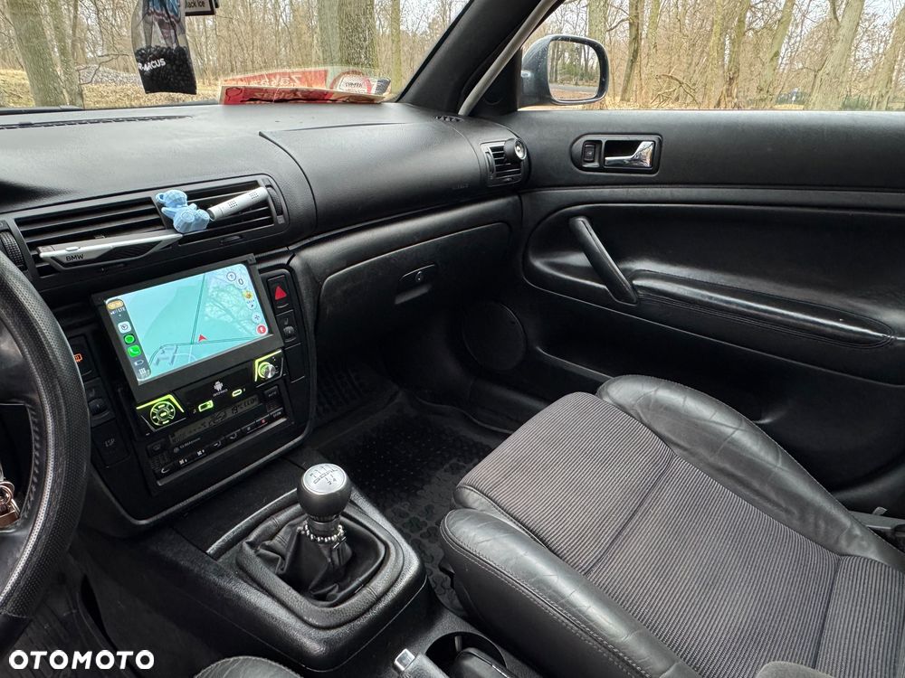 Volkswagen Passat 1.9 TDI Comfortline - 6