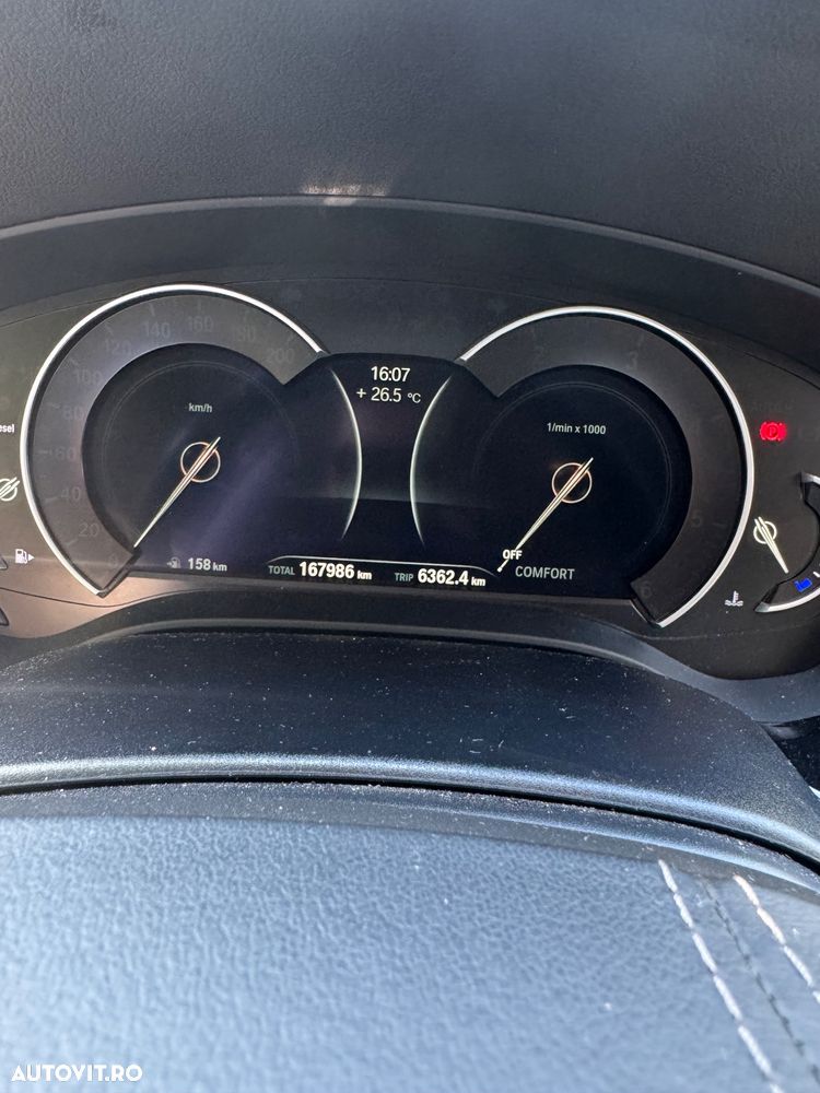 BMW Seria 5 520d Aut. Luxury Line - 4