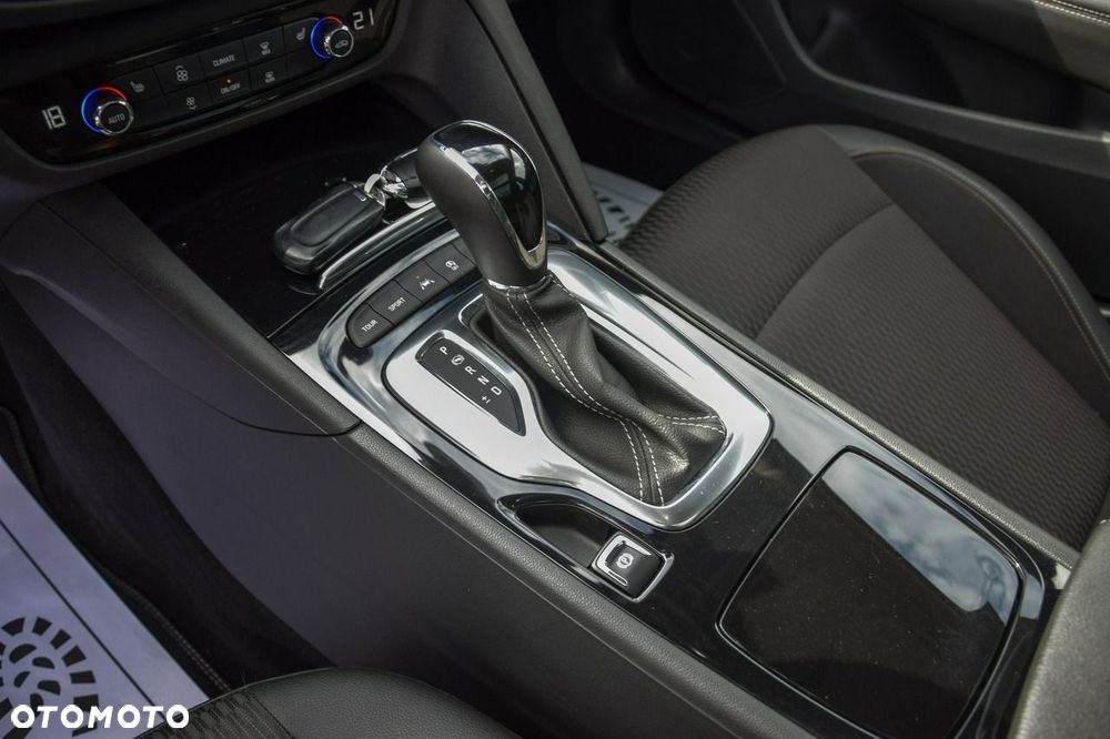 Opel Insignia 2.0 BiTurbo D 4x4 Automatik Ultimate Exclusive - 24