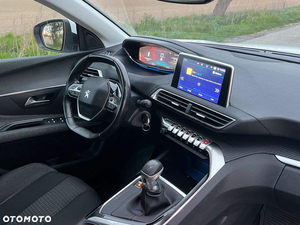 Peugeot 3008 - 15