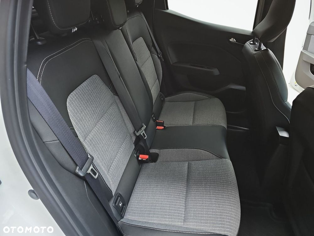 Renault Clio - 31