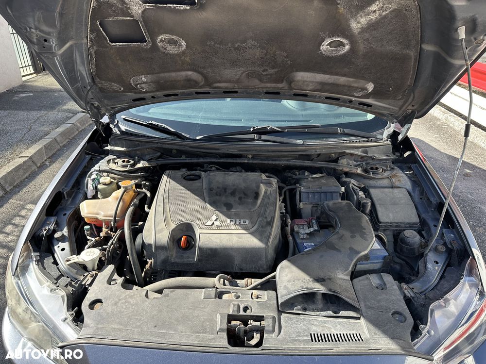 Mitsubishi Lancer 2.0 DI-D Inform - 9
