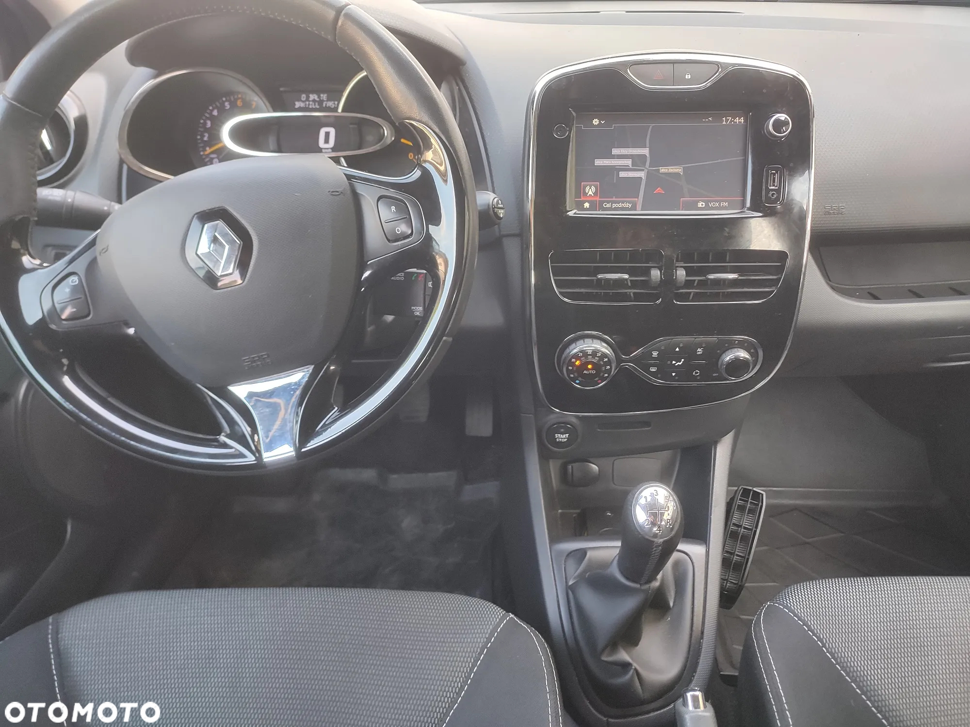 Renault Clio 0.9 TCe Alize - 8