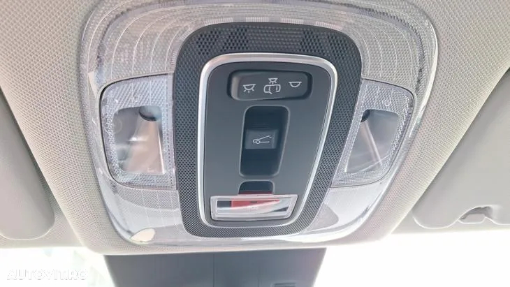 Hyundai KONA - 25