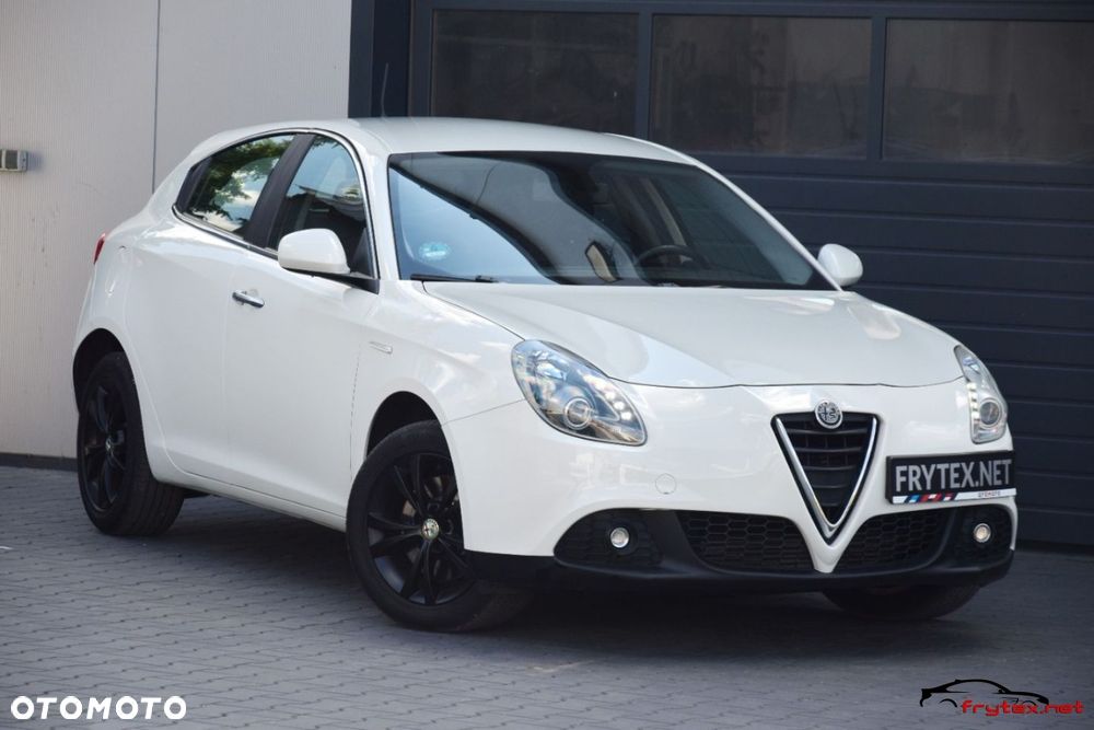 Alfa Romeo Giulietta - 2