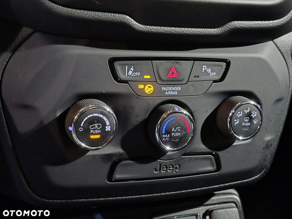 Jeep Renegade 1.0 GSE T3 Turbo Longitude FWD S&S - 28