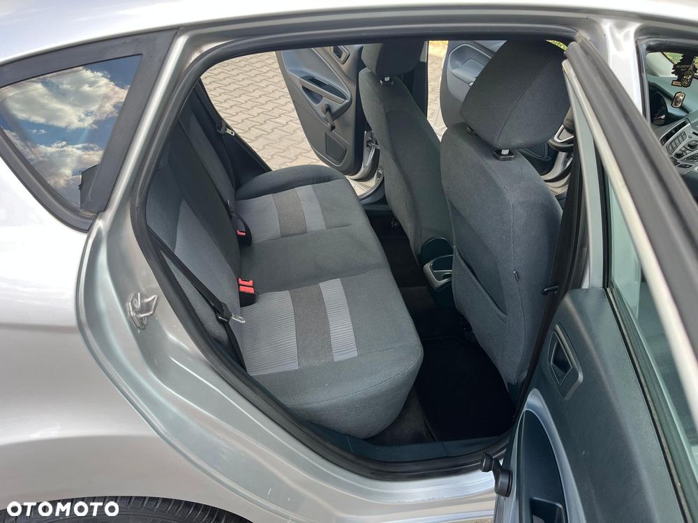 Ford Fiesta - 14