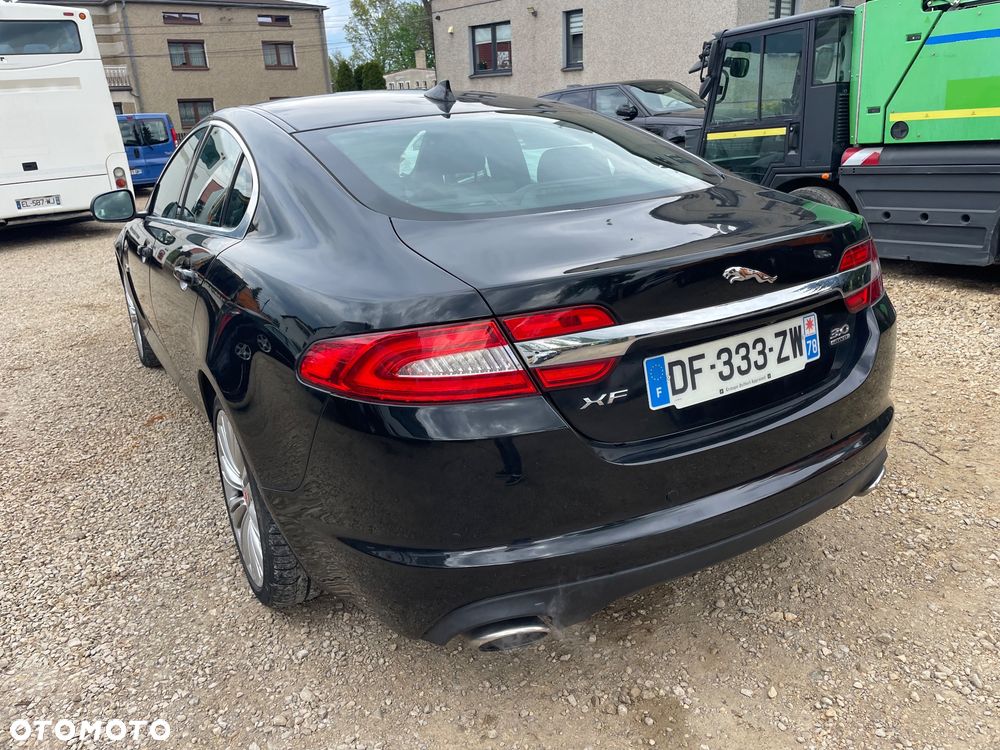 Jaguar XF - 26