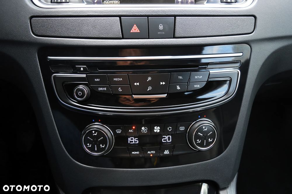 Peugeot 508 1.6 e-THP Allure S&S - 19