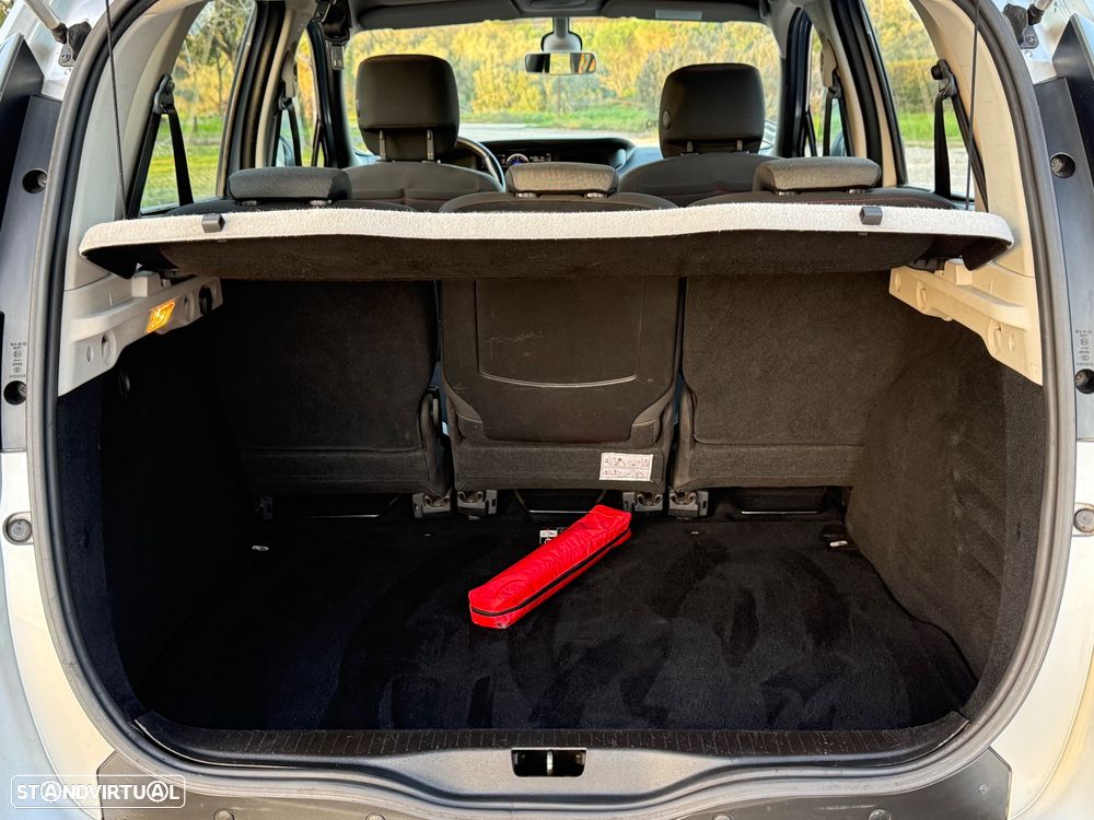 Renault Scénic Energy dCi 110 S&S Paris - 8