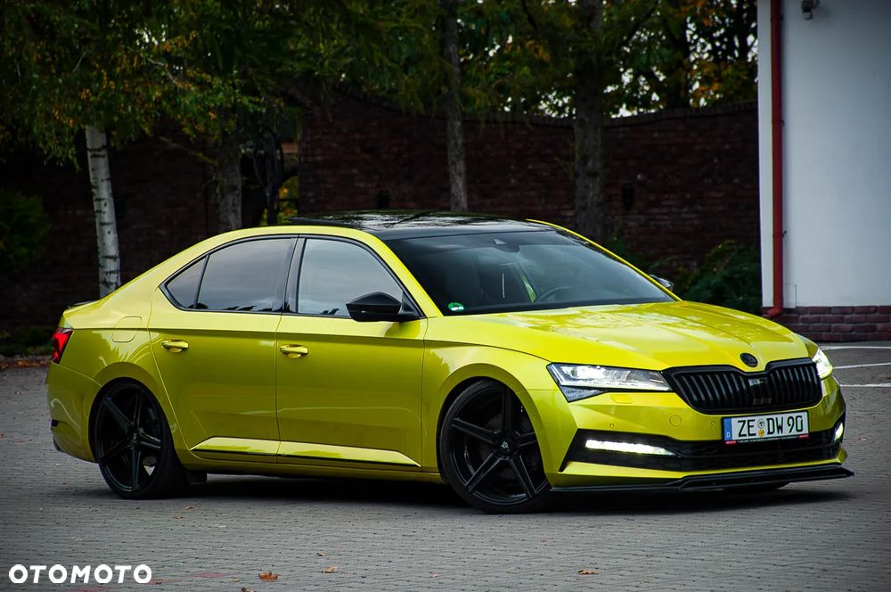 Skoda Superb 2.0 TDI DSG Sportline - 34