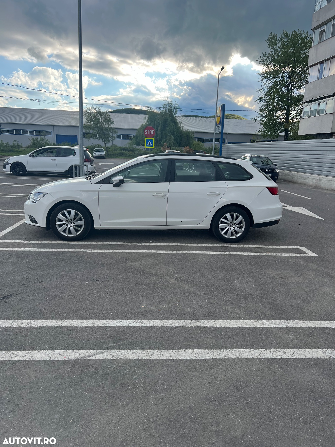 Seat Leon ST 1.6 TDI Start&Stop 4DRIVE Reference - 3