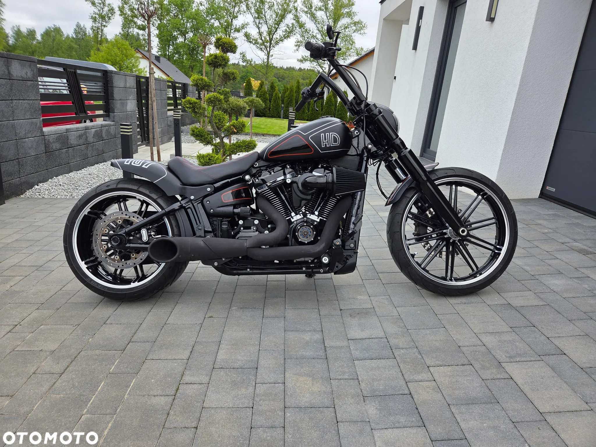 Harley-Davidson FXSB Breakout - 14