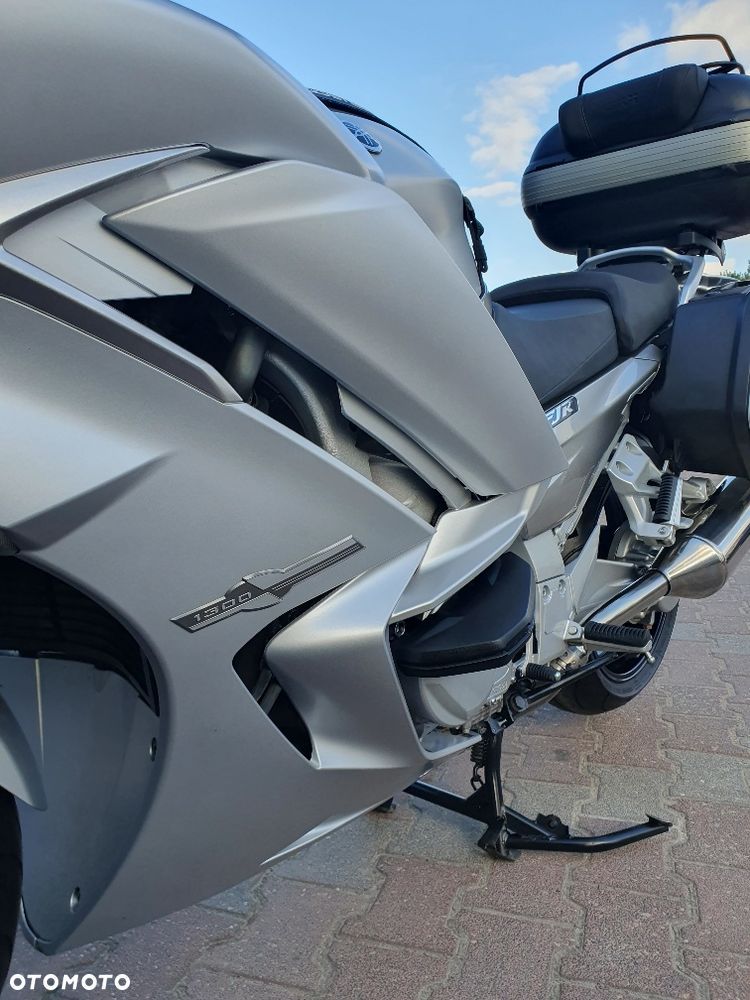 Yamaha FJR - 15