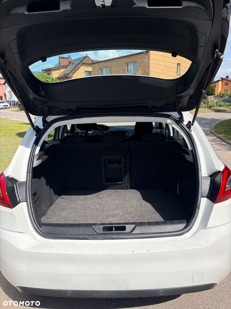 Peugeot 308 - 15